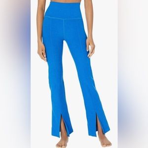 Beyond Yoga Make the Cut Pants sz M wayfarer blue